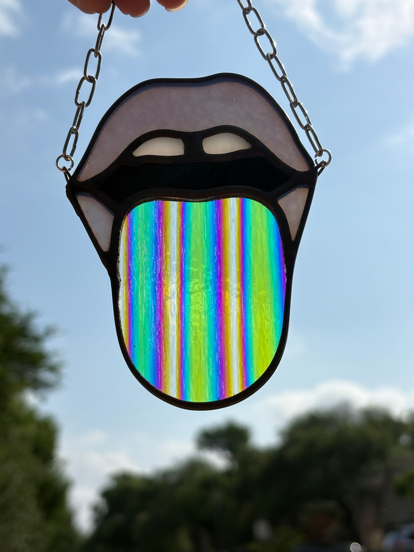 Rainbow tongue